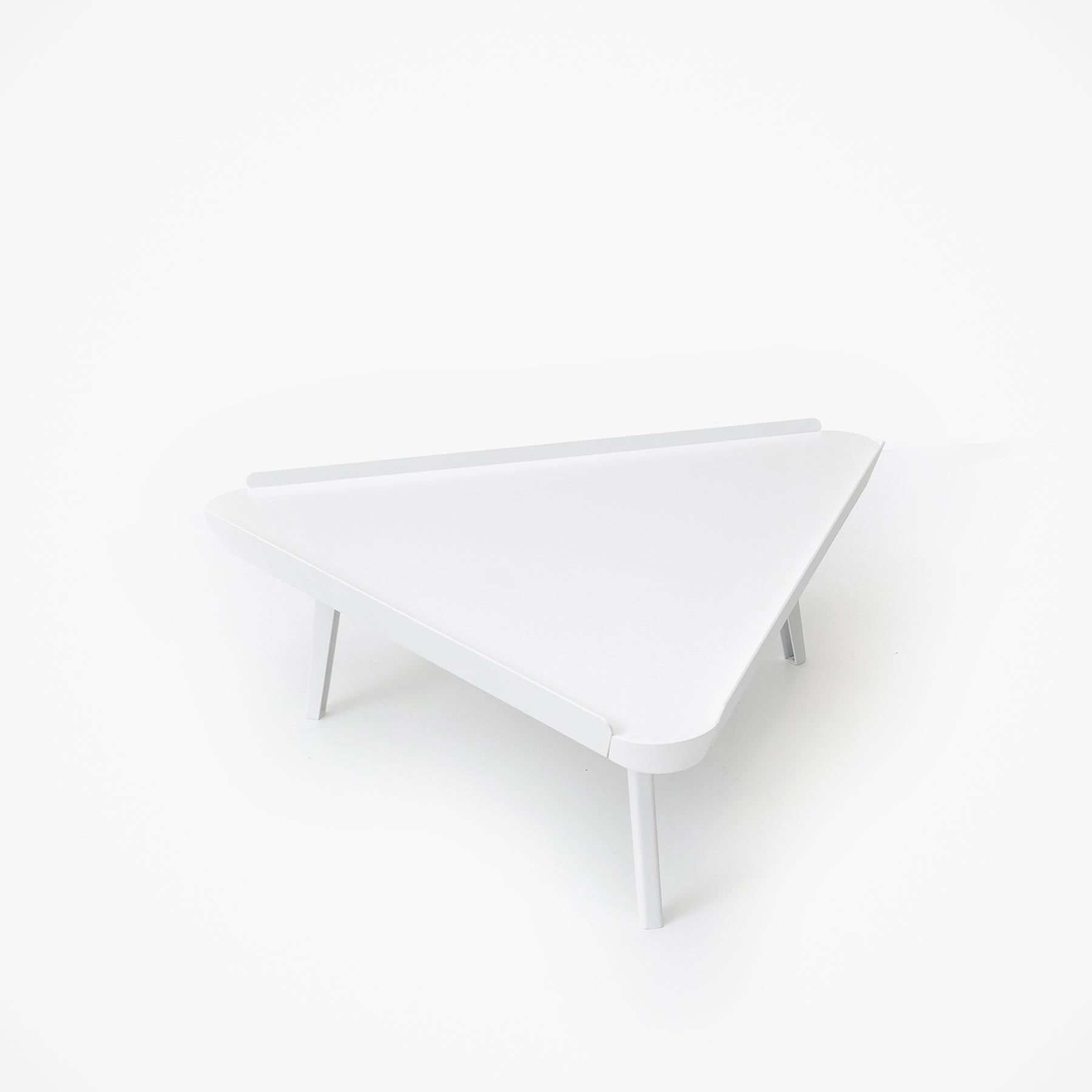 Edgar  Üçgen Orta Sehpa