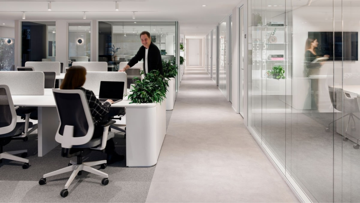 Büro Sandalyeleri Büro Ortamlarında Neden Standart Haline Gelmiştir?