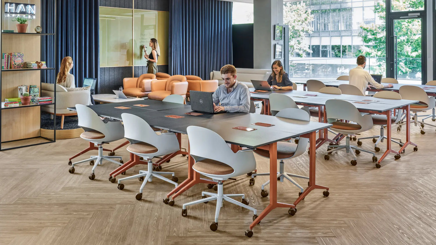 Ofis Ergonomisi Çalışma Düzeni ve Verimlilik Üzerinde Nasıl Etkilidir?